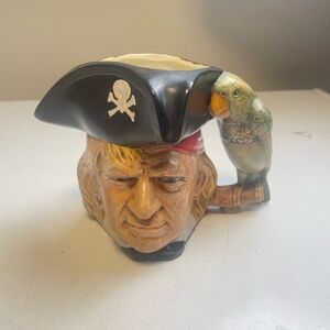 Pirate Head Ceramic Planter with Parrot Accent - Black & Green